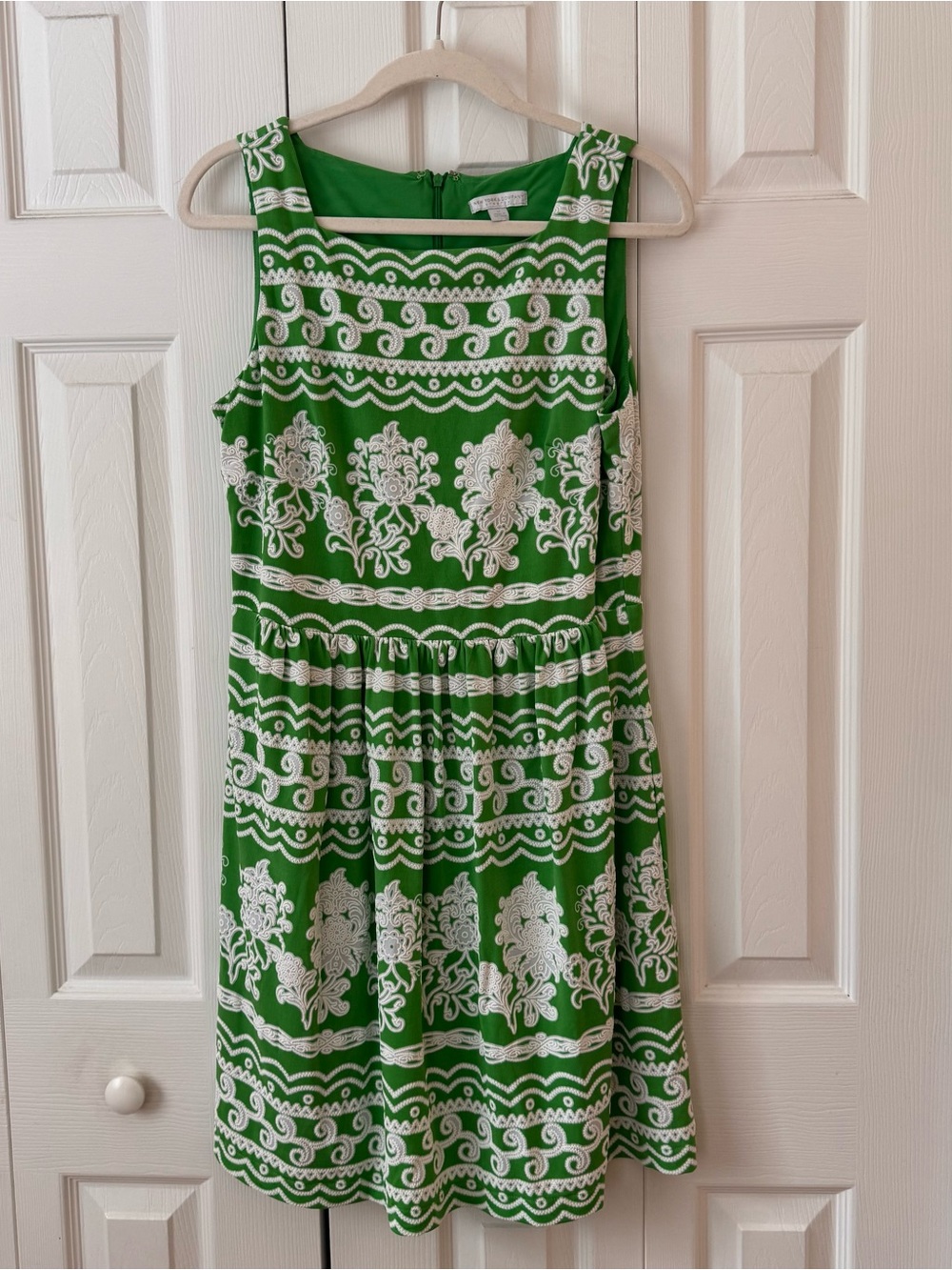 New York & Company Green and White Sleeveless Mini Dress